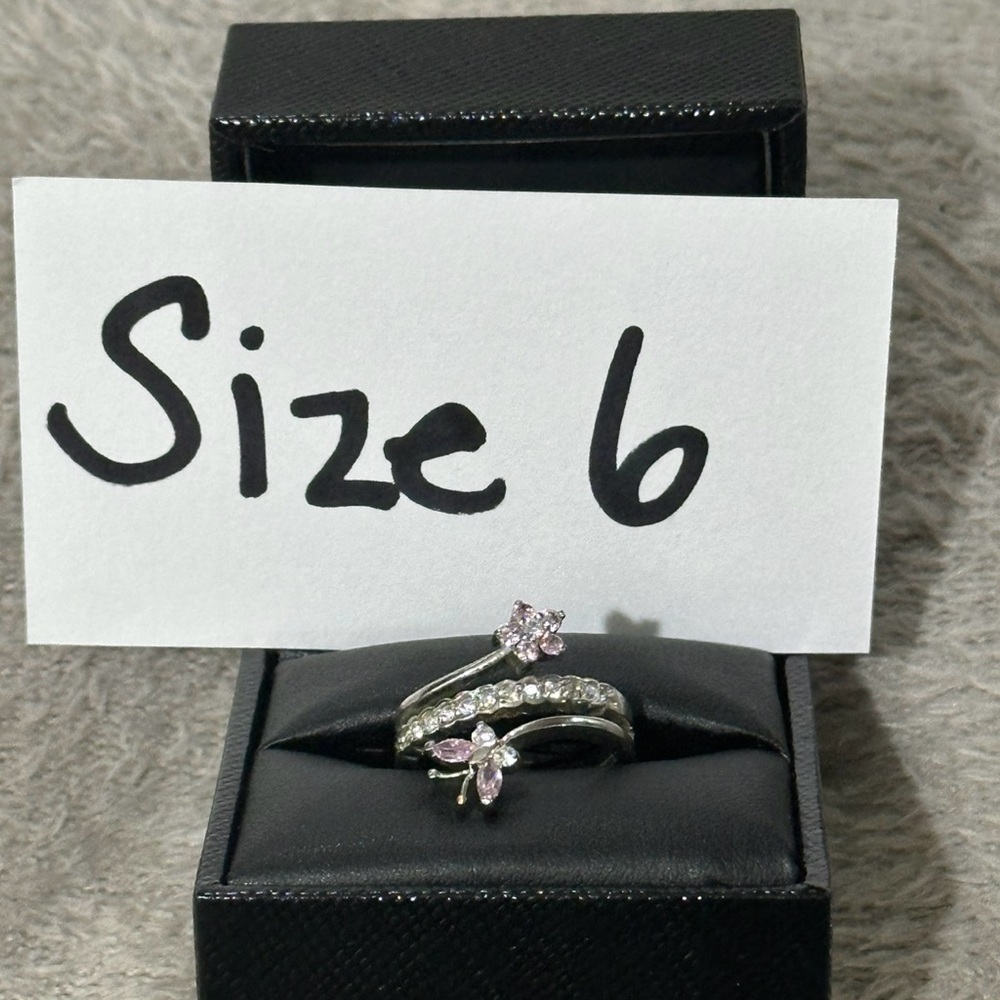 🌟Silver plated cocktail ring! Multi colored CZ butterfly/flower design